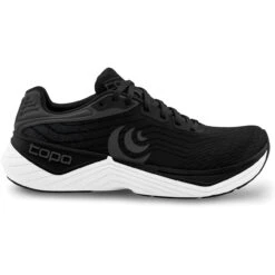 Topo Athletic Women's Ultrafly 5 - Black / White