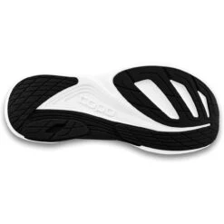 Topo Athletic Women's Ultrafly 5 - Black / White -Shoe Promotion Store 2 45346.1716576874