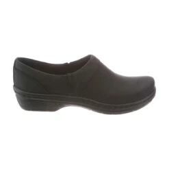 Klogs Footwear Women's Mission - Black Oiled