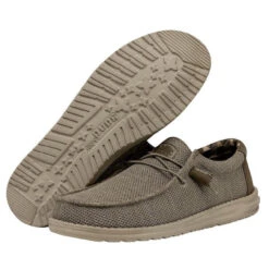 Hey Dude Men's Wally Sox - Beige (Wide Width) -Shoe Promotion Store 40149 205 WALLYSOXWIDE BEIGE PAIRBOTTOM 11127.1689707306