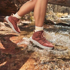 HOKA ONE ONE Women's Anacapa Mid Gore-Tex - Hot Sauce / Cherry Mahogany (Medium Width) -Shoe Promotion Store 6 69391.1631717158