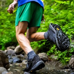 Topo Athletic Men's Terraventure 4 Waterproof - Black -Shoe Promotion Store 9 11858.1696617146