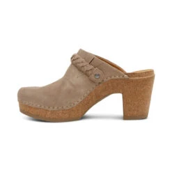 Aetrex Women's Corey Clog - Taupe -Shoe Promotion Store CC102W left 47234.1687209457