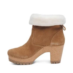 Aetrex Women's Scarlett Boot - Honey -Shoe Promotion Store CC602W left 06897.1697733661