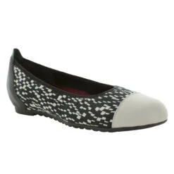 Munro Women's Henlee - Black / White Fabric / Pearl Kid