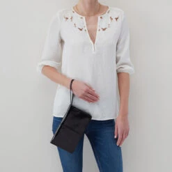 Hobo Bags Evolve Wristlet - Black -Shoe Promotion Store VI 35808BLK 02 327b6a63 6cb7 4f7f b432 2f4c953438b6 1024x10242x 08723.1694203341