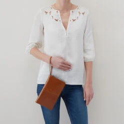 Hobo Bags Evolve Wristlet - Henna -Shoe Promotion Store VI 35808HENA 04 1024x10242x 82354.1694203305