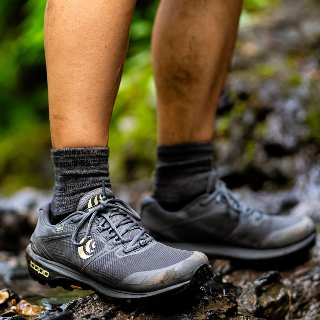 Topo Athletic Women's Terraventure 4 Waterproof - Grey / Butter 6 Topo Athletic Women's Terraventure 4 Waterproof - Grey / Butter - Image 6